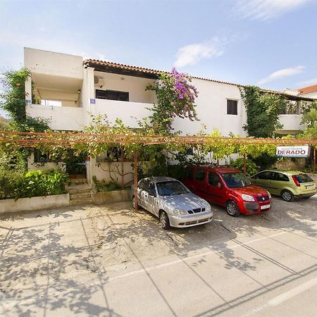 Apartments Derado Supetar Extérieur photo