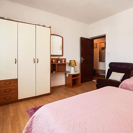 Apartments Derado Supetar Extérieur photo