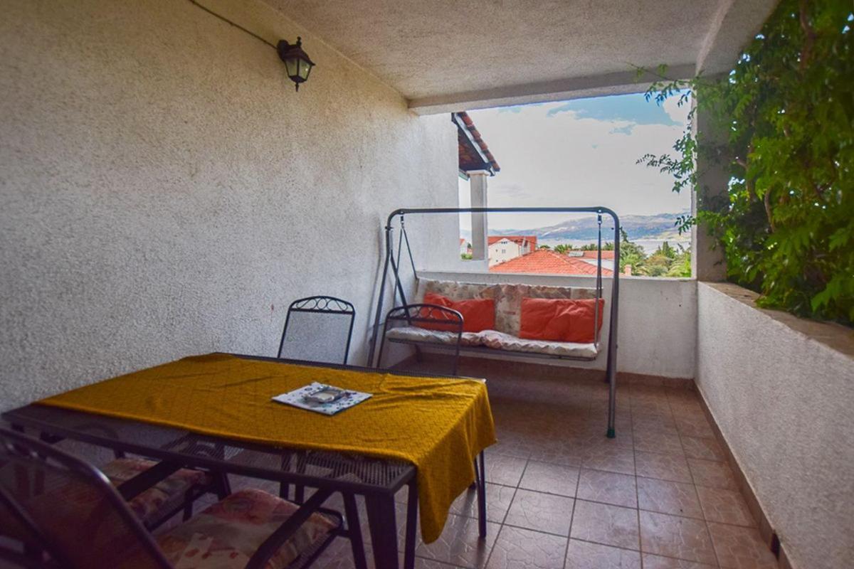 Apartments Derado Supetar Extérieur photo
