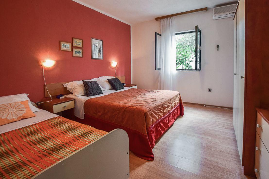 Apartments Derado Supetar Extérieur photo